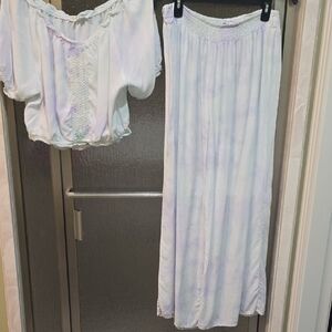 Elegant Lavender Cropped Pants